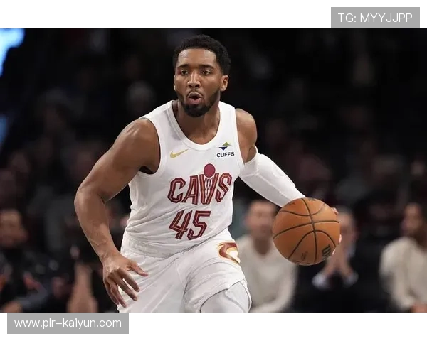 骑士半场领先快船18分，米切尔29分9助攻主导攻势